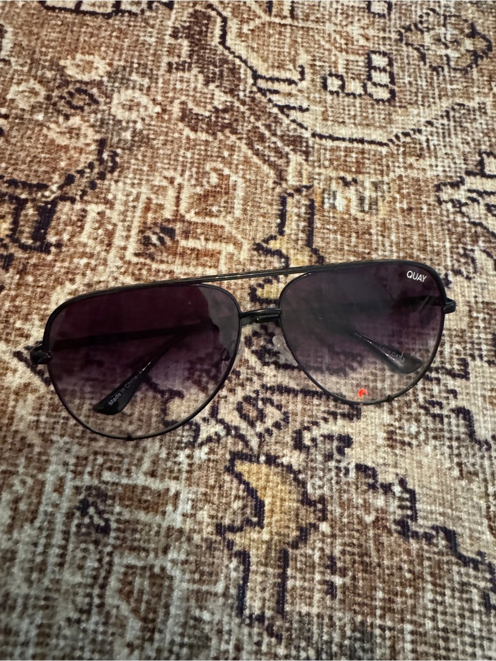 Quay Australia Aviator Sunglasses in Black Frame with Gradient Purple Lenses